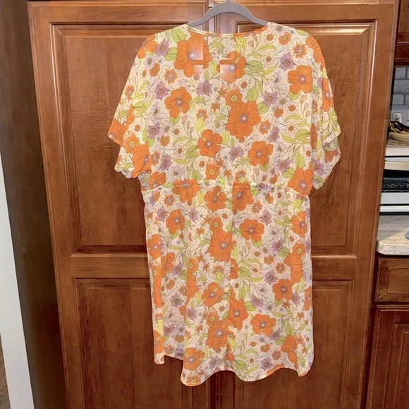 Retro Floral Kimono Blouse - Picture 2 of 9